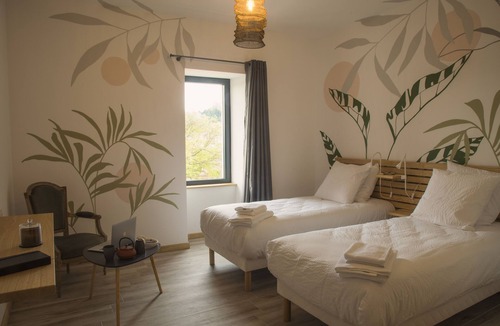 Anduze Hotel | L'hôtel du Garage des Cevennes