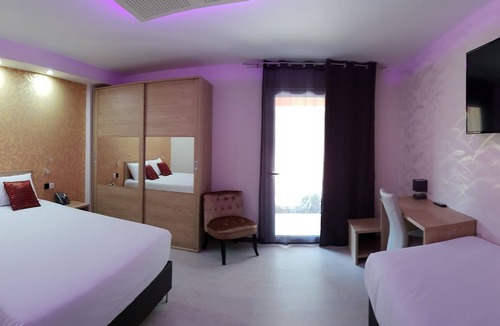 Casteljaloux Hotel | L'Hôtel du Lac