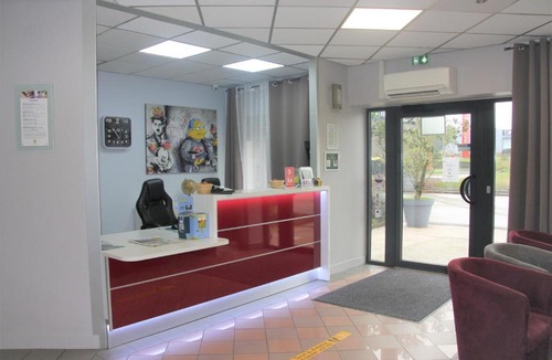 Romilly-sur-Seine Hotel | L'Hôtel du Marais Romilly Centre