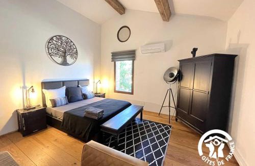 Pia House | L'hacienda