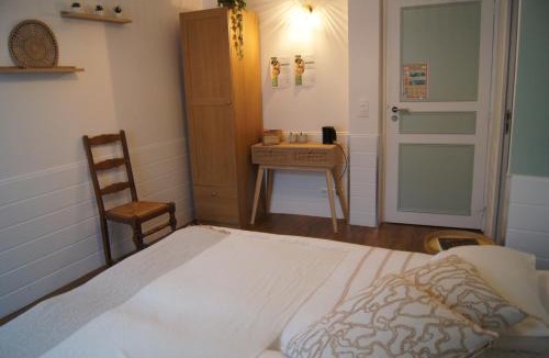 Saint-Arnoult-en-Yvelines Hotel | L'Harmony