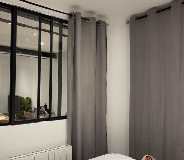 Boucle - Gros Caillou Apartment | L'Herbe ou ville