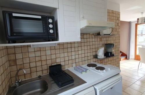 Saint-Jouan-des-Guerets Apartment | L' Hermine by Interhome