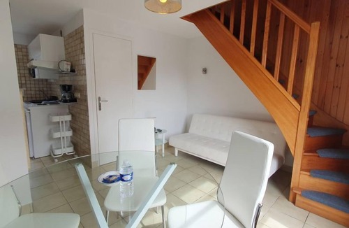 Saint-Jouan-des-Guerets Apartment | L' Hermine by Interhome