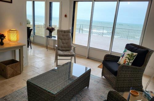 Pirou House | L'Hermitage, villa front de mer