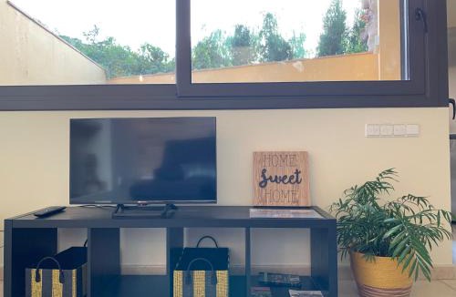 Navata House | L'Heura, Casa terrassa Empordà Banyoles