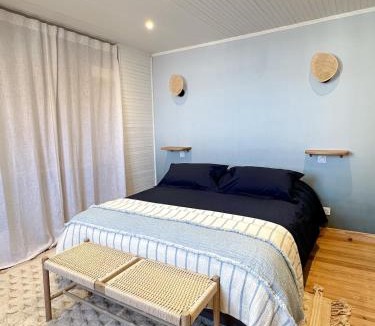 Le Portel House | L'Heurt Bleue - Maison de pêcheur face mer