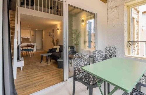 Les Halles - Valliere Apartment | L'Hippocrate Duplex à deux pas des Halles