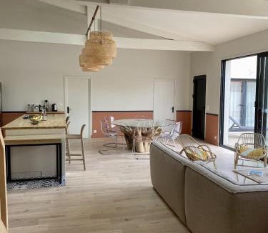 Dolus-d'Oleron House | L Hirondelle et l Instant