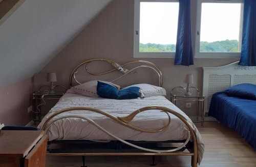 Beaumont-le-Hareng House | L hirondelle