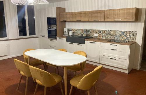 Maroilles House | l'hirondelle