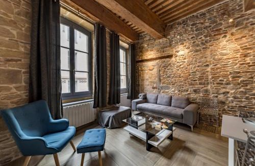 Old Lyon Apartment | L'historique AIL