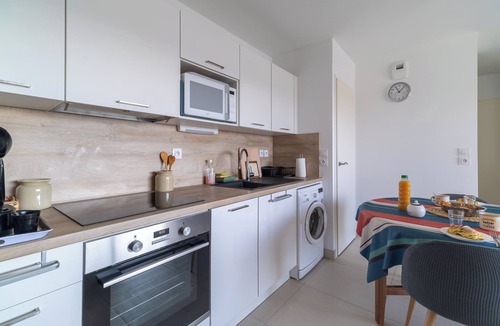 Saint-Mathieu-de-Treviers Apartment | L’Hortus – Terrasse – Nature – Parking