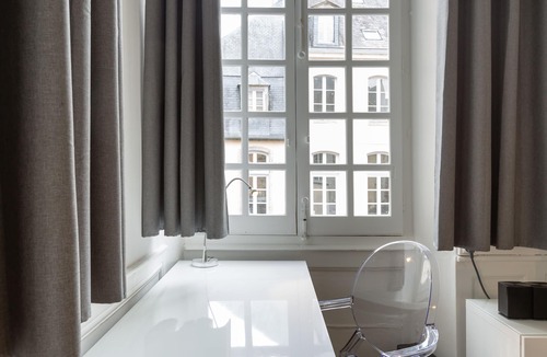Centre Apartment | L'HORLOGE - Cocon de Charme au coeur de Rennes