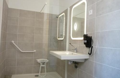 Donzere Hotel | L'Horloge Gourmande