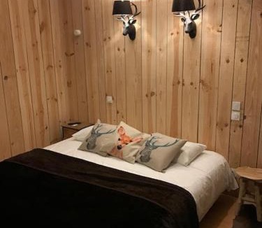 Saint-Michel-Mont-Mercure Hotel | L'hostellerie de Sèvremont