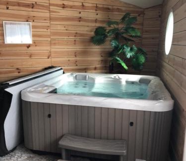 Saint-Michel-Mont-Mercure Hotel | L'hostellerie de Sèvremont