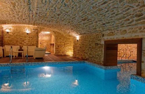 Republique Bed & Breakfast | L'HOTEL PARTICULIER - LE MANS