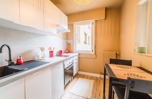 Brive-la-Gaillarde Apartment | L'ICONE DE LA GUIERLE