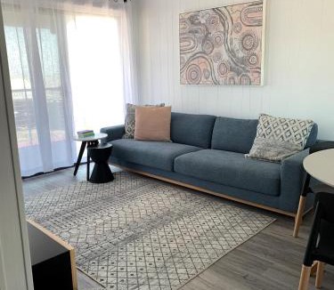 Moorowie House | L'il Southshore