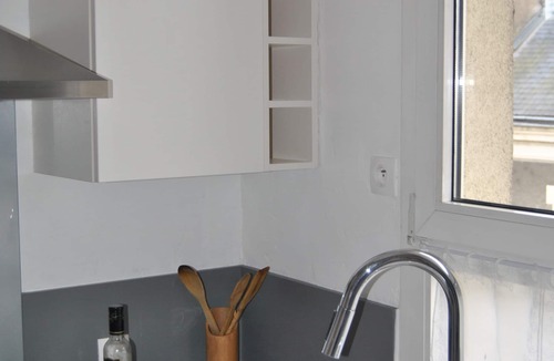 La Madeleine Apartment | "L'Immeuble", 4 rooms (88sqm), spacious, bright, High Speed Wifi ADSL