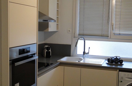 La Madeleine Apartment | "L'Immeuble", 4 rooms (88sqm), spacious, bright, High Speed Wifi ADSL