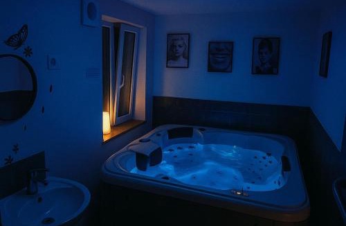 Cauchy-a-la-Tour Apartment | L'immortel GITE 2 AVEC OU SANS SPA