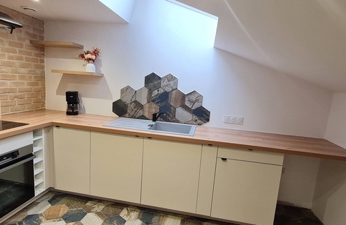 Preures House | L'impasse de la colline. Opal Coast.