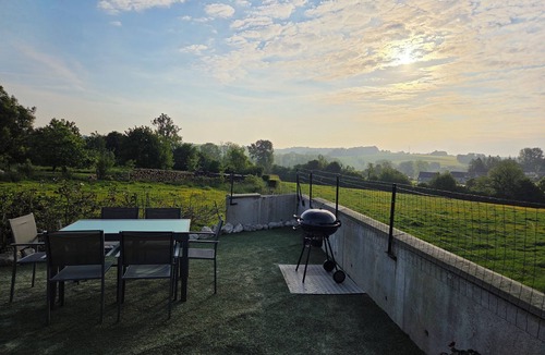 Preures House | L'impasse de la colline. Opal Coast.