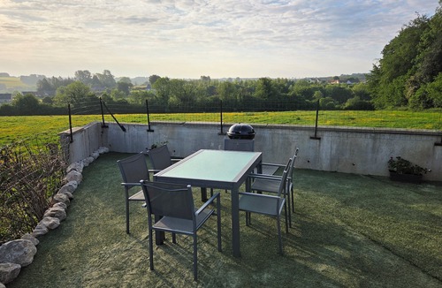 Preures House | L'impasse de la colline. Opal Coast.