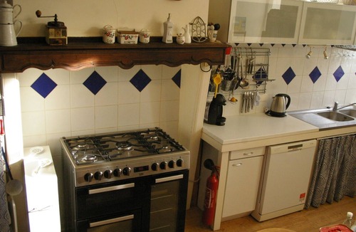 Leran House | L’Impasse du Temple - Superb Holiday House, 5+ beds, beautiful gardens, pool