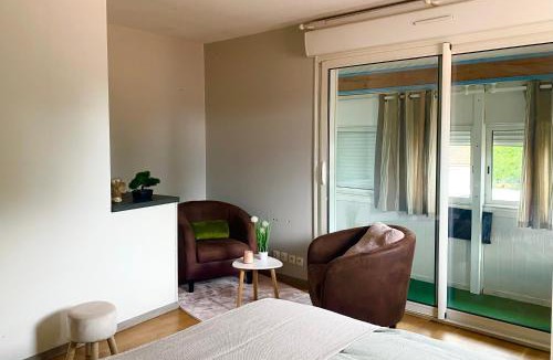 Saint-Denis-de-Pile Bed & Breakfast | L inattendu