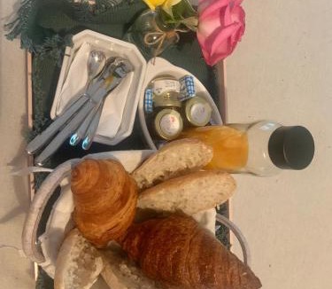 Saint-Denis-de-Pile Bed & Breakfast | L inattendu