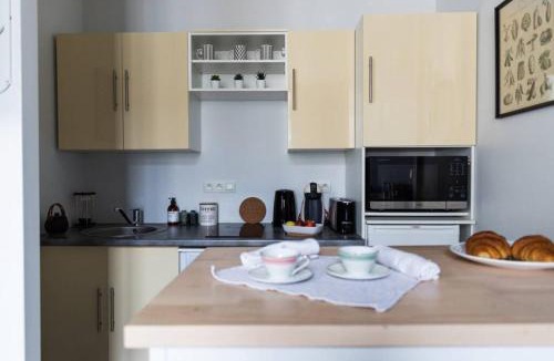 Fontenay-le-Comte Apartment | L'inattendu/Studio équipé et confortable