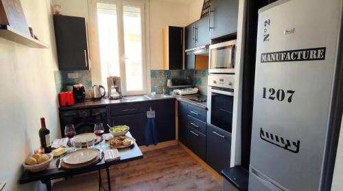 Saint-Nazaire Apartment | L'Indus -HyperCentre-WIFI-2à4pers