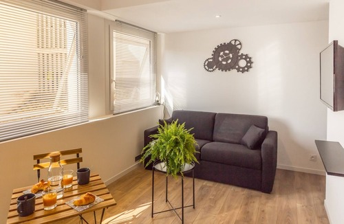 La Roche-sur-Yon Apartment | L'Indus - Studio confort centre-ville