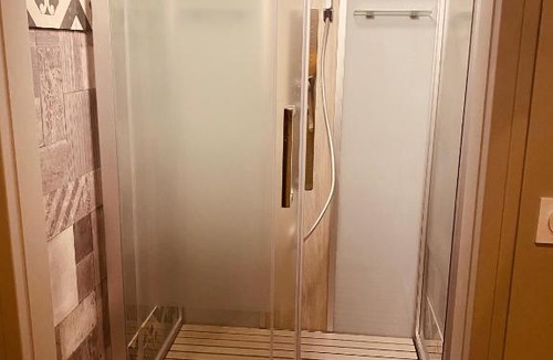 Saint-Avold Apartment | L’Industrie de Marie - Comme là-O