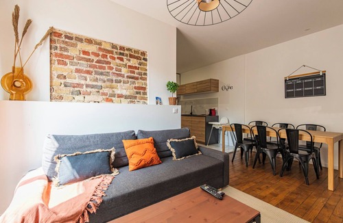 Reims City Centre Apartment | L'industriel - billiards & cinema - hyper center