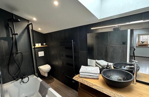 Quincieux Apartment | L'Industriel