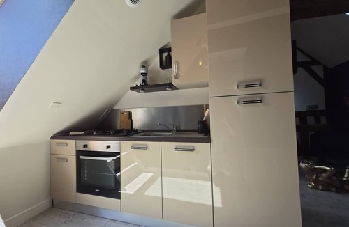 Verneuil-sur-Avre Apartment | L'instant love, L'Instant Love