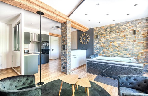 Rochefort-sur-Loire Apartment | L'instant Coquin/Love Room au Bord de L'eau