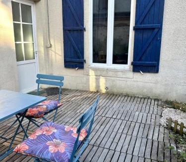 La Celle-sous-Gouzon Apartment | L'Instant Caen - House in Caen