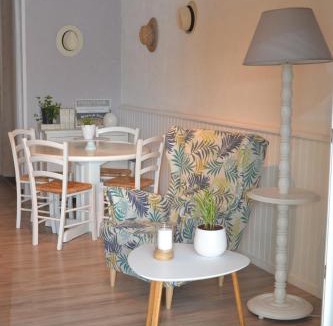 Capestang Apartment | L'instant Canal