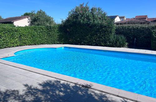 Saint-Simon Apartment | L'Instant de Rêve- Terrasse,Piscine et double Parking