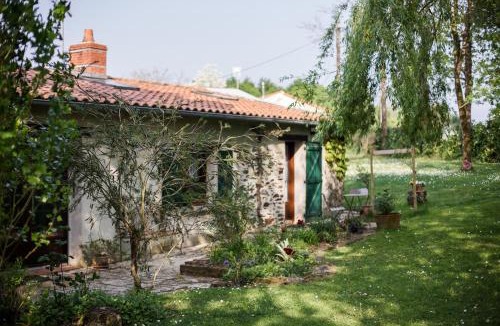 Saint-Mars-de-Coutais Bed & Breakfast | L'instant jardin