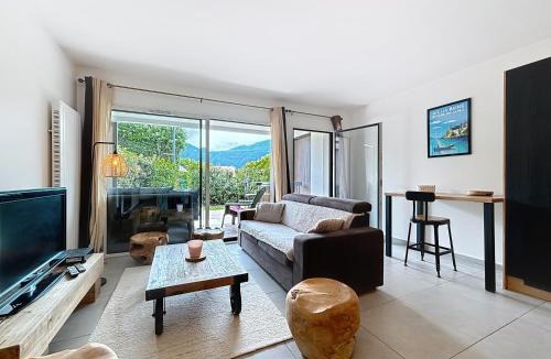 Brison-Saint-Innocent Apartment | L'Instant paisible