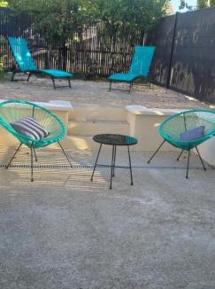 Mont-Saint-Sulpice House | L'instant spa et sa terrasse privative