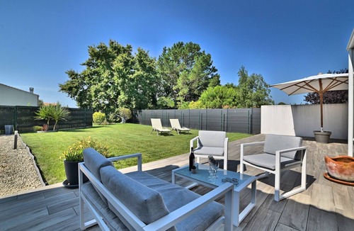 Le Chateau-d'Oleron House | L'Instant Vert by Interhome