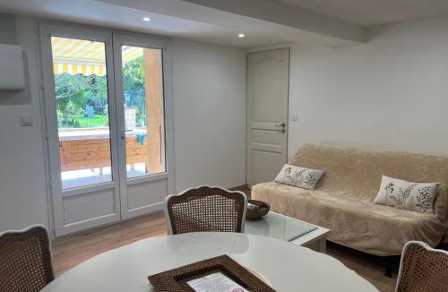 Gourdan-Polignan House | L'intemporel