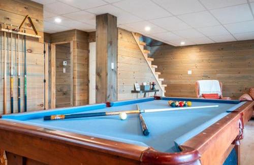 Saint-Alexis-des-Monts House | L'Inukshuk - Chalet en bois ave Spa